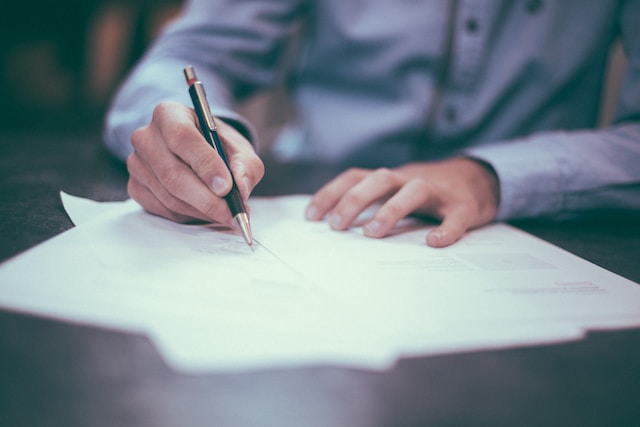 Understanding Commercial Litigation